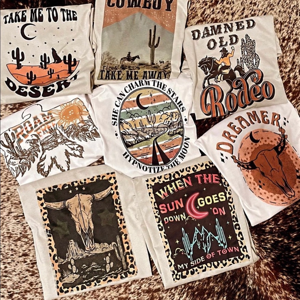 Grab bag graphic tshirts